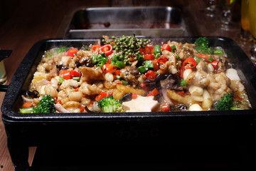 餐饮爆料牛蛙怎么做视频,美味牛蛙轻松做  第2张