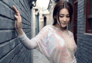 娱乐吃瓜君张馨予,从娱乐吃瓜到军嫂的转变之路  第2张